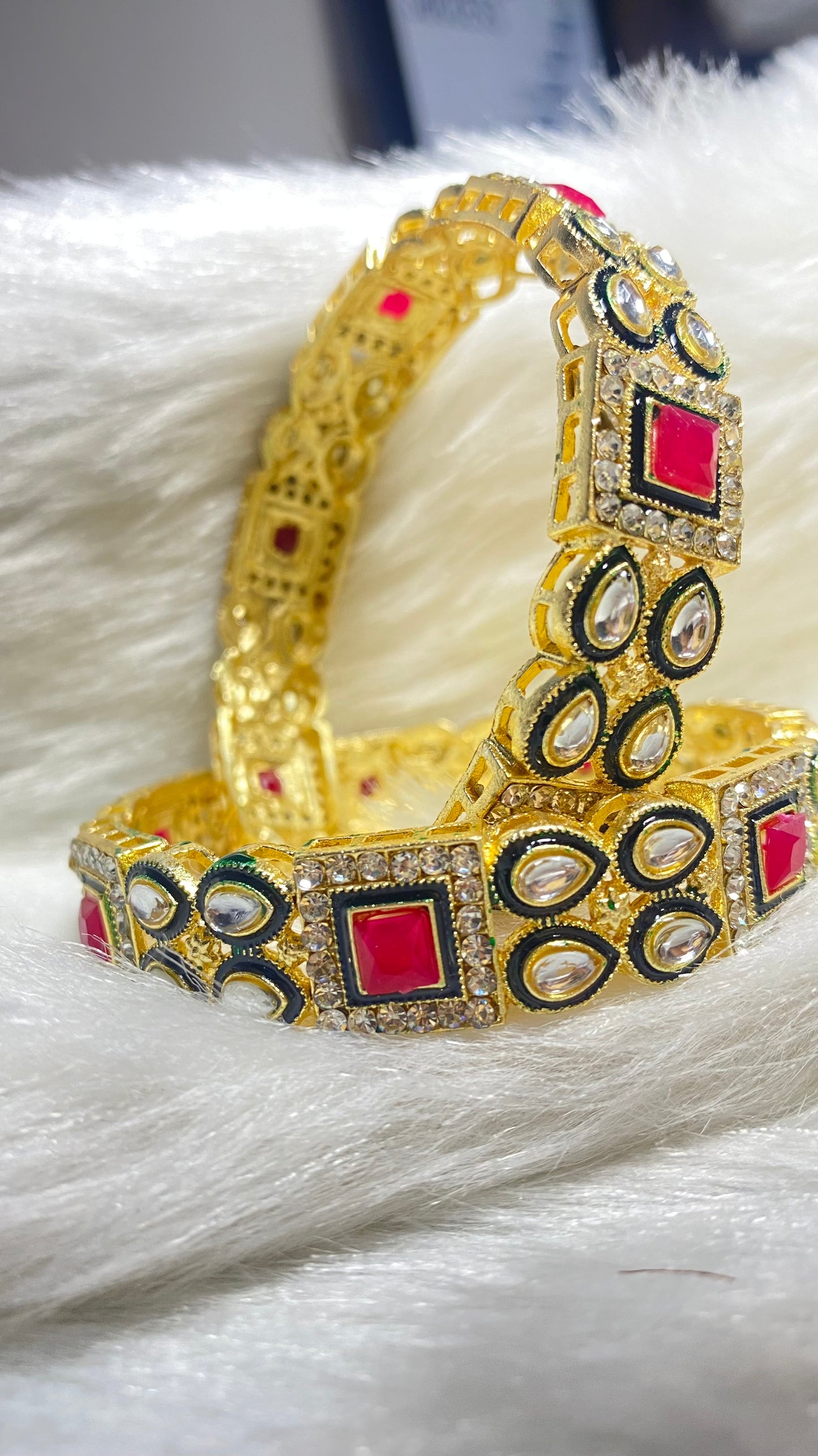 Beautiful stones kada