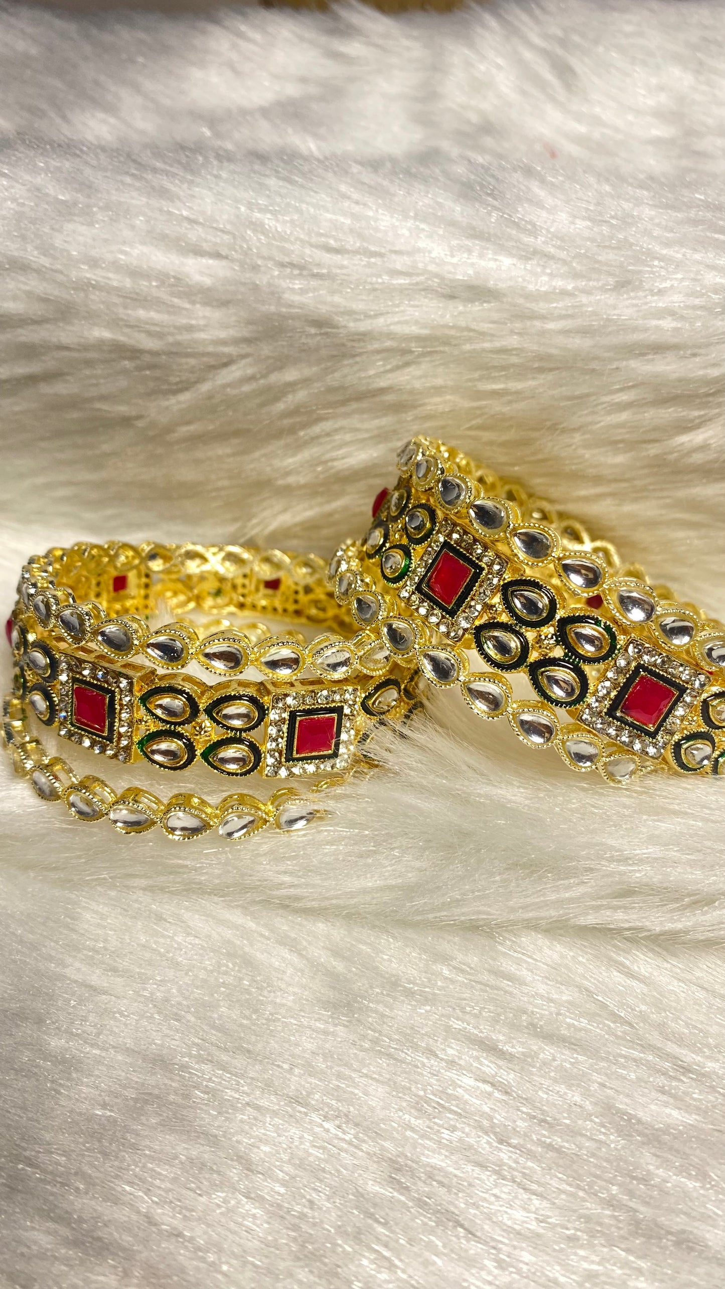 Set of 6 bangles