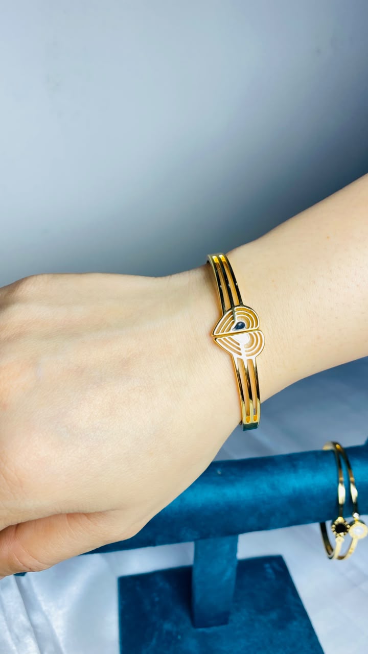 Heart Anti Tarnish Bracelet