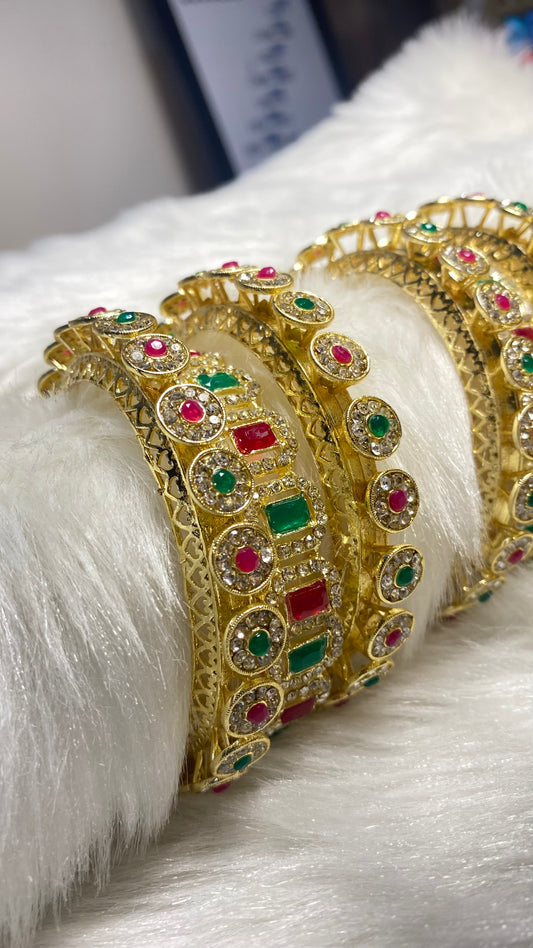 Set of 6 bangles