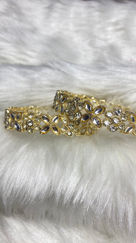 Classy Golden kangan