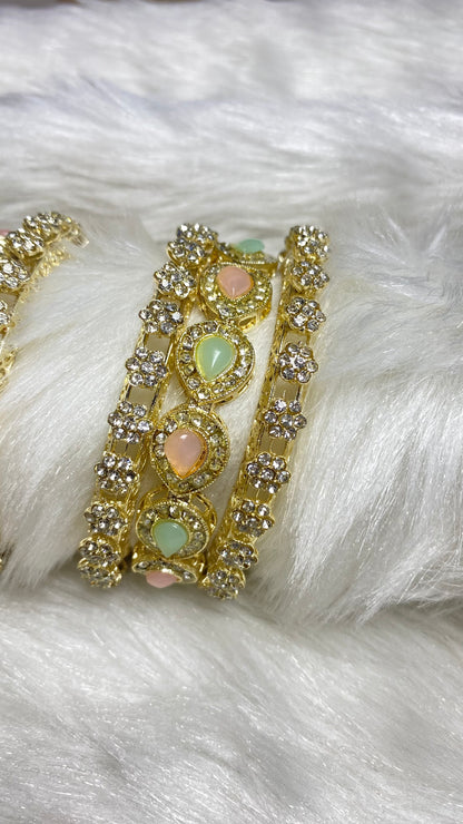 Golden set (pack of 6 bangles)
