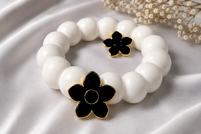 STATEMENT EARRING