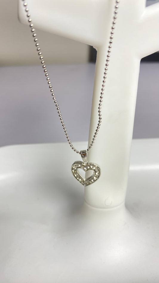 Silver charm Heart pendent