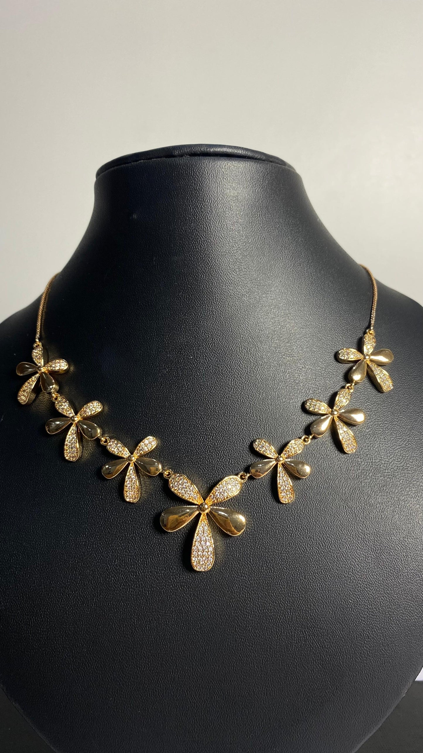 AD Stone Necklace