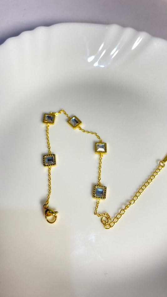 Anti Tarnish Bracelet with Stone