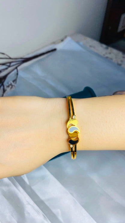 Anti Tarnish Kads Bracelet