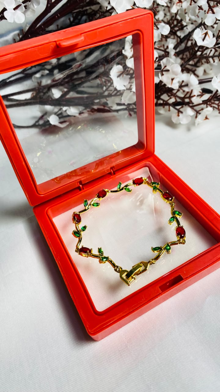 Red Green Tulip Bracelet