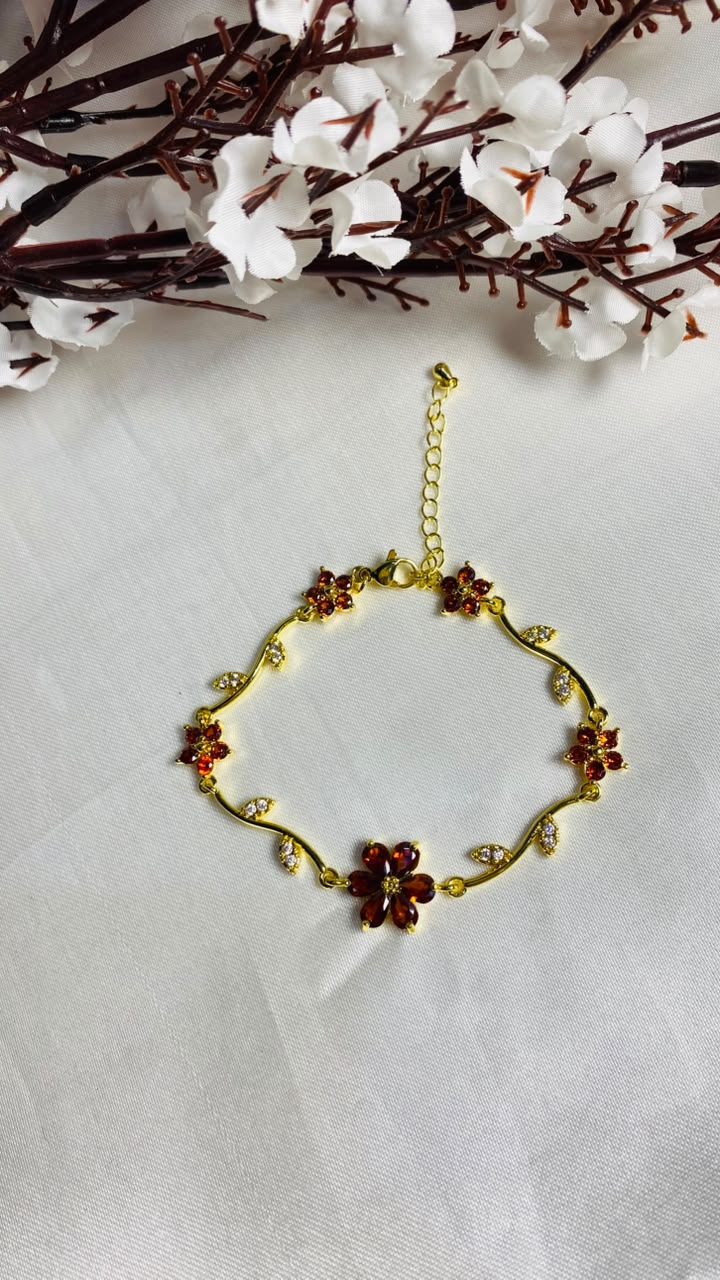 Premium Brown Adjustable Tulip Bracelet
