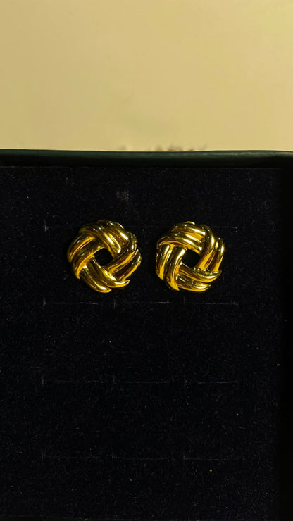 Golden Knot Earring( Anti-Tarnish)